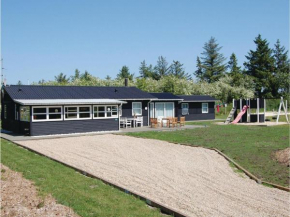 Holiday home Blomstervangen in Dnmk
